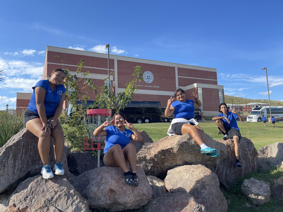 RgutierrezChgo's tweet image. Bi-District Team Tennis 2025
#CISD, #ClintHSTennis, #ClintFamily #ClintHSClassOf2026