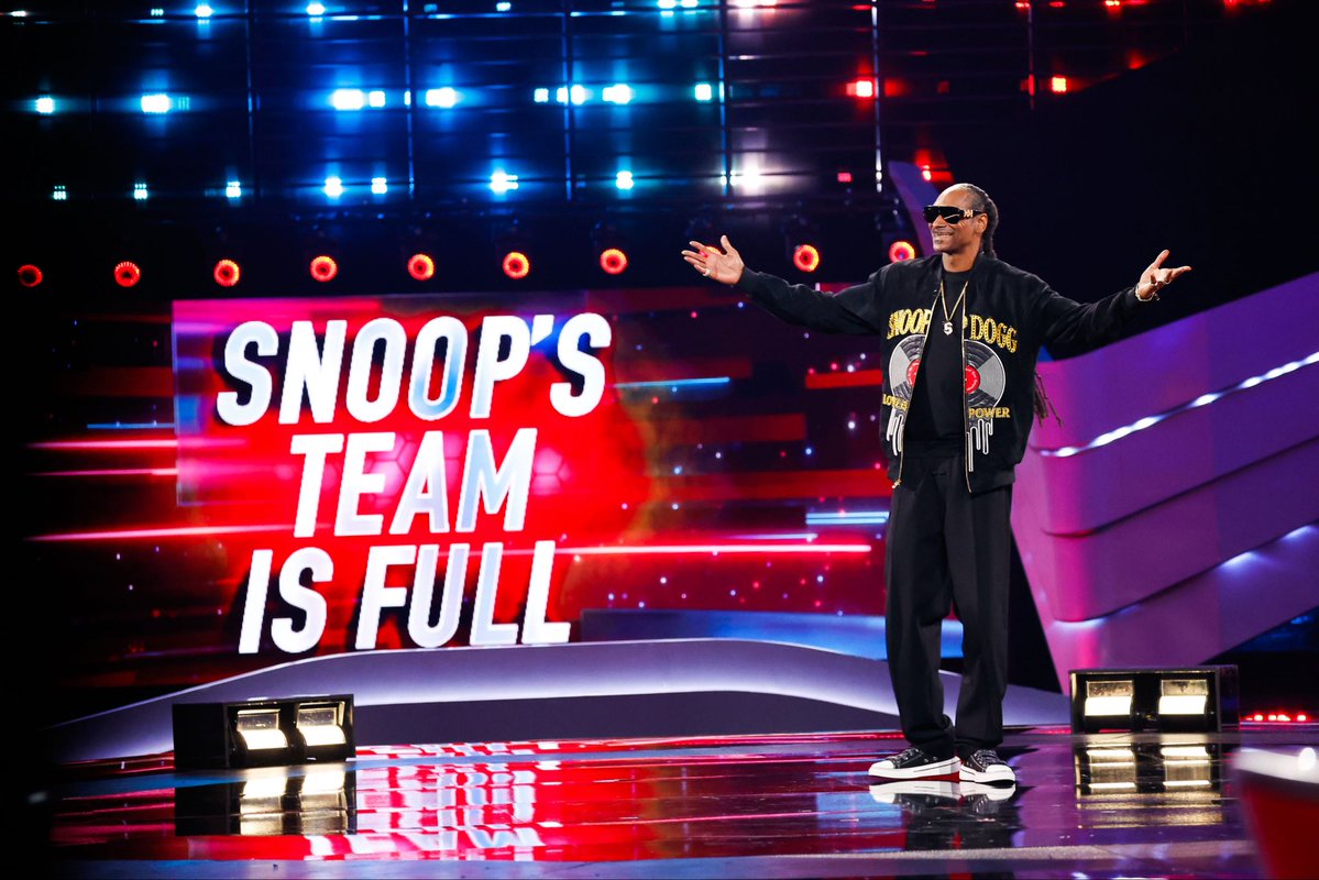 SnoopDogg's tweet image. Bacc wit Anotha night!! Blinds @NBCTheVoice @drbombaysnax