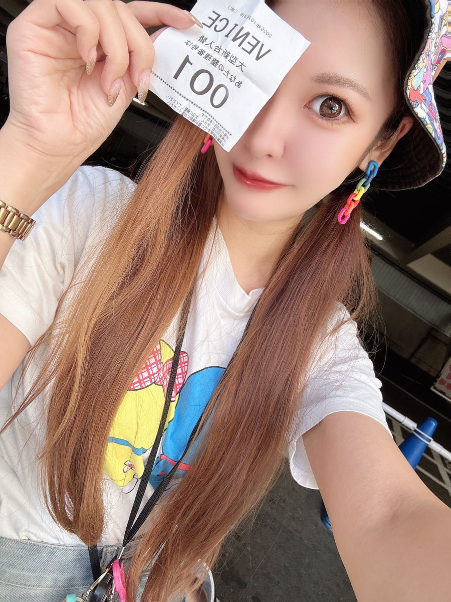 reiyapurin's tweet image. おはれいやっ🦋
抽選1/30で久々の1番👑
選び放題の中、超考えまくって北斗に着席(`・ω・´)ゞ✨
今日も、勝てる‼️‼️‼️🌈
店内鬼武者.東京喰種.東リベ.北斗が人気の店内✅
今日も一日よろしくお願いします🍀
#ベニス東大阪店 #スロシックス #PR