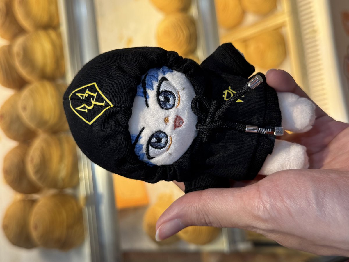 my cute child finally came and i took him on a short trip to msia  ༘☆ thank you <a href="/dongjjogi/">🩵동쪼기🩵</a> 🤩🩵