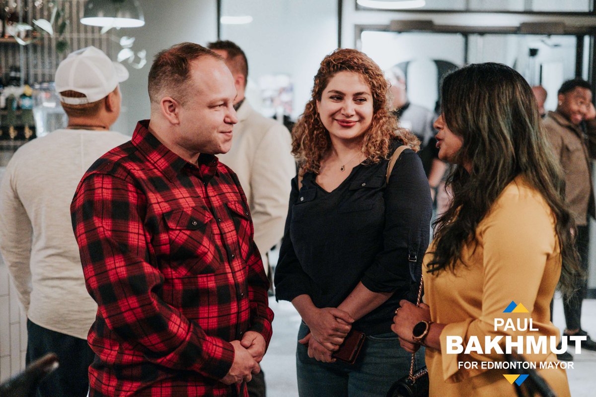 At Messed Up Mondays, entrepreneurs show up, share what went wrong, and have each other's back.
 
Learning from mistakes helps Edmonton grow, and that’s the spirit I want to bring to City Hall. Thanks to Trystan for building this amazing community!