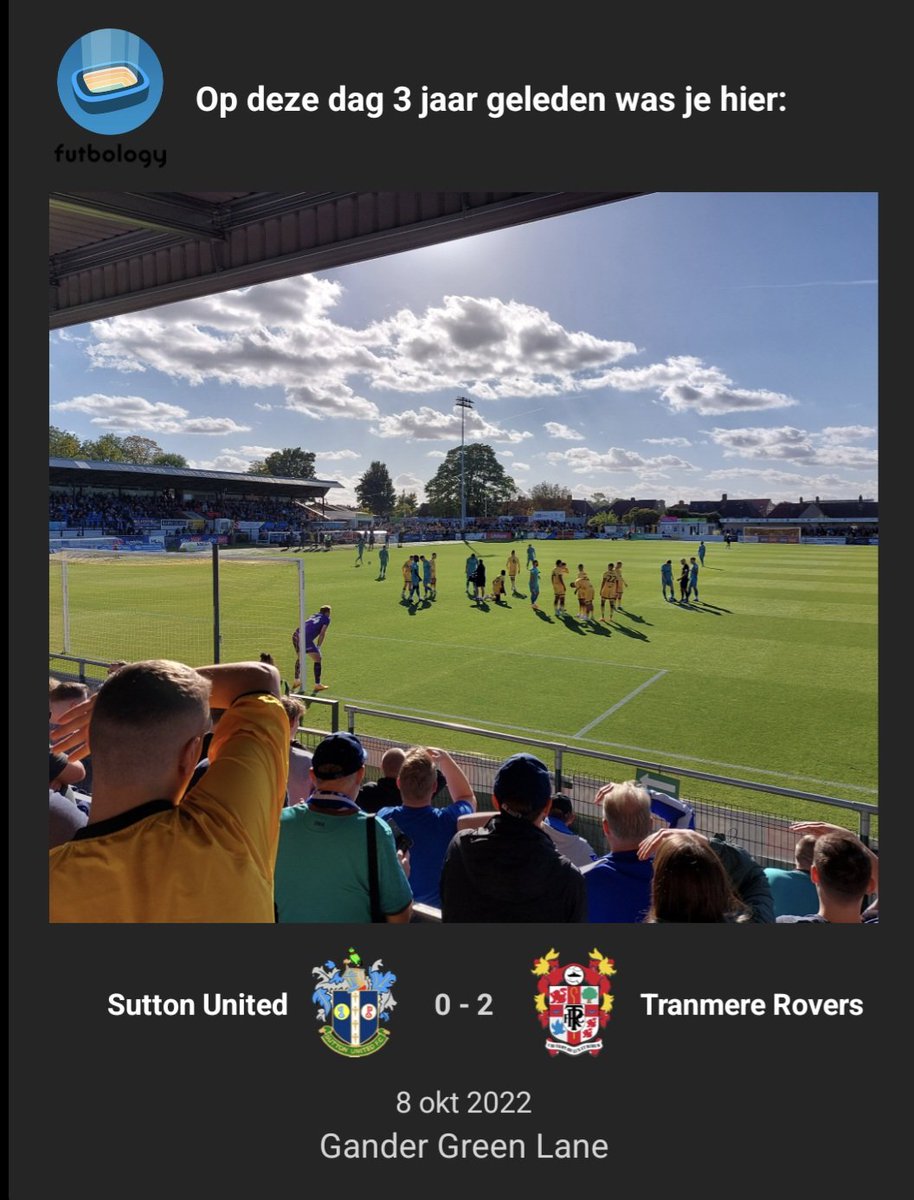 Wat was dat een heerlijke awayday in Londen. Prima in het zonnetje met de Tranmere lads.
#groundhoppen #awayday #tranmererovers #suttonunited #leaguetwo