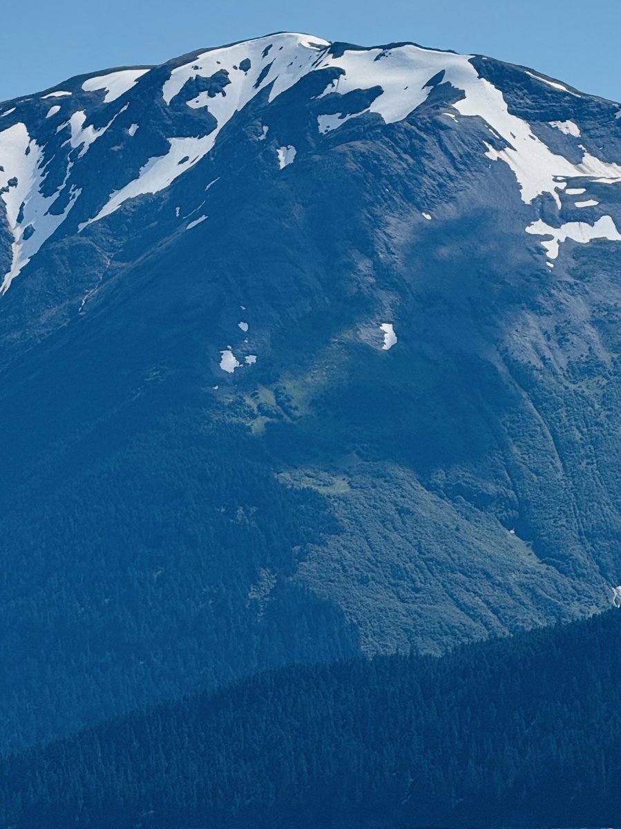 boggs25590's tweet image. “Fear thou not; for I am with thee: be not dismayed; for I am thy God: I will strengthen thee; yea, I will help thee; yea, I will uphold thee with the right hand of my righteousness.”
Isaiah 41:10 KJV. 🤍