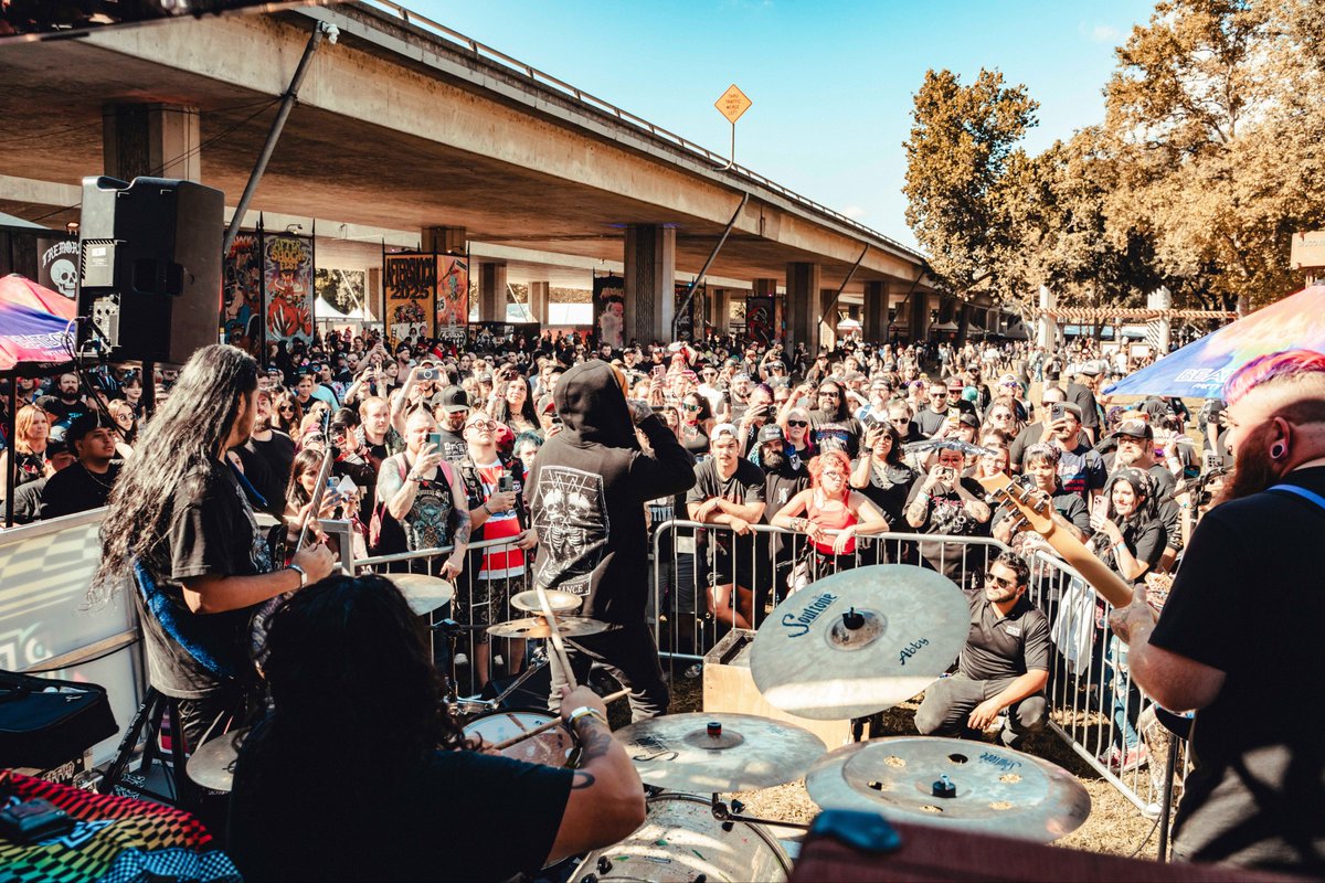 @aftershockfestival was a dream come true. - <a href="/titvnbandca/">titvnband</a> 
📸: @cateyeview_ 
#aftershock2025 #titvn #titvnband #metalband #photooftheday #mortusviventi #beatboxbeverages #metalcore #dreamsdocometrue