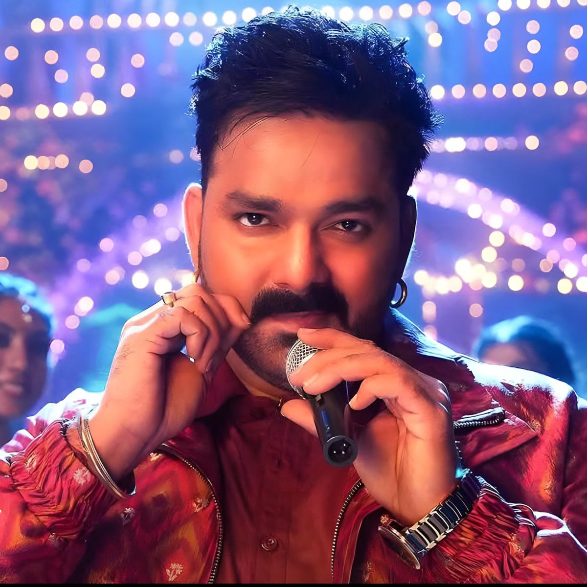 saurabh3vedi's tweet photo. #JustIn The Centre has granted actor Pawan Singh Y+ category security cover amid his ongoing marital dispute with his wife. A new category of threat has been introduced. 😁 #BiharElections https://t.co/EBto3WkcUd
