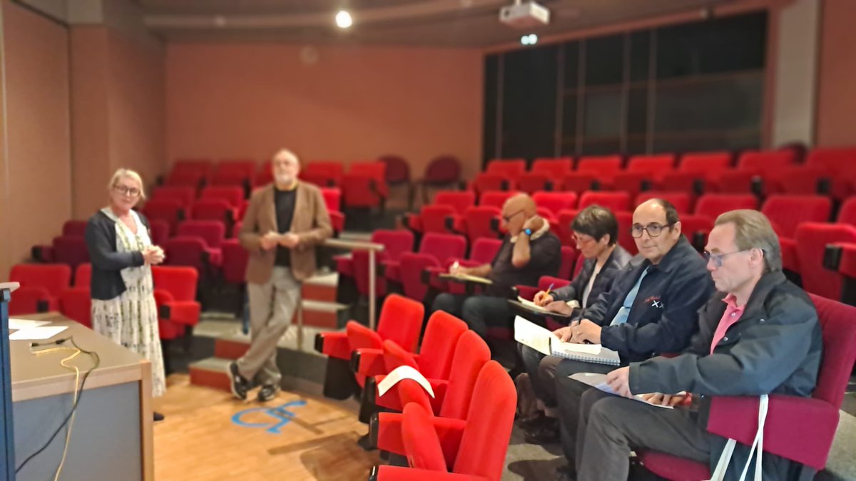 VBourbigot's tweet image. « Les archives sont la mémoire des peuples, le miroir de leur histoire. »
— Charles de Gaulle

📸🎞️⚡️

Lancement de la saison culturelle des Archives départementales du #Finistère.

Pour plus d’informations ⬇️
archives.finistere.fr/sites/default/…