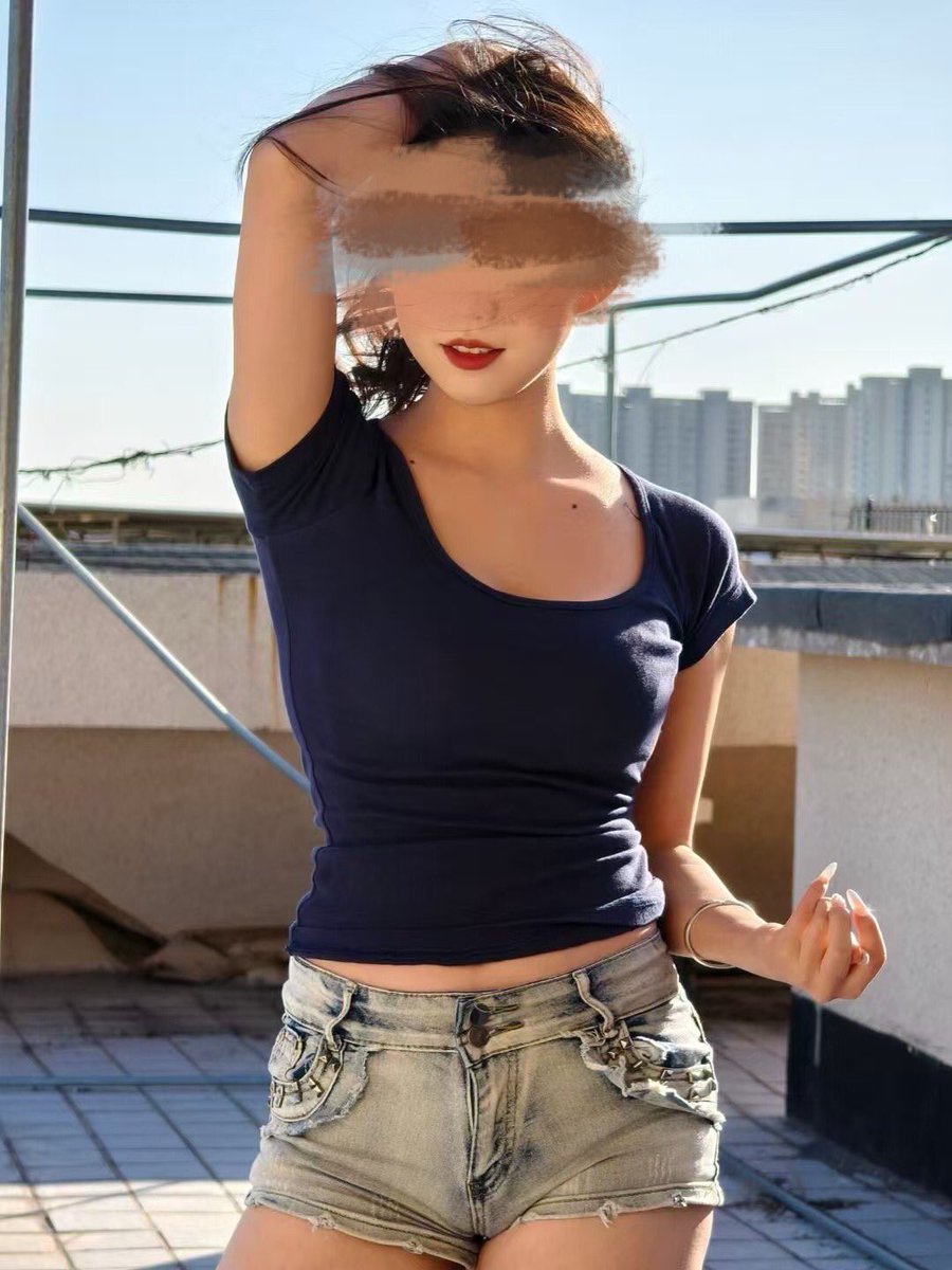 Switch/字母圈
25 168 120
毕业后工作，平时工作比较忙忙，时间不是很充裕，工作之外极度不同，经验较丰富。