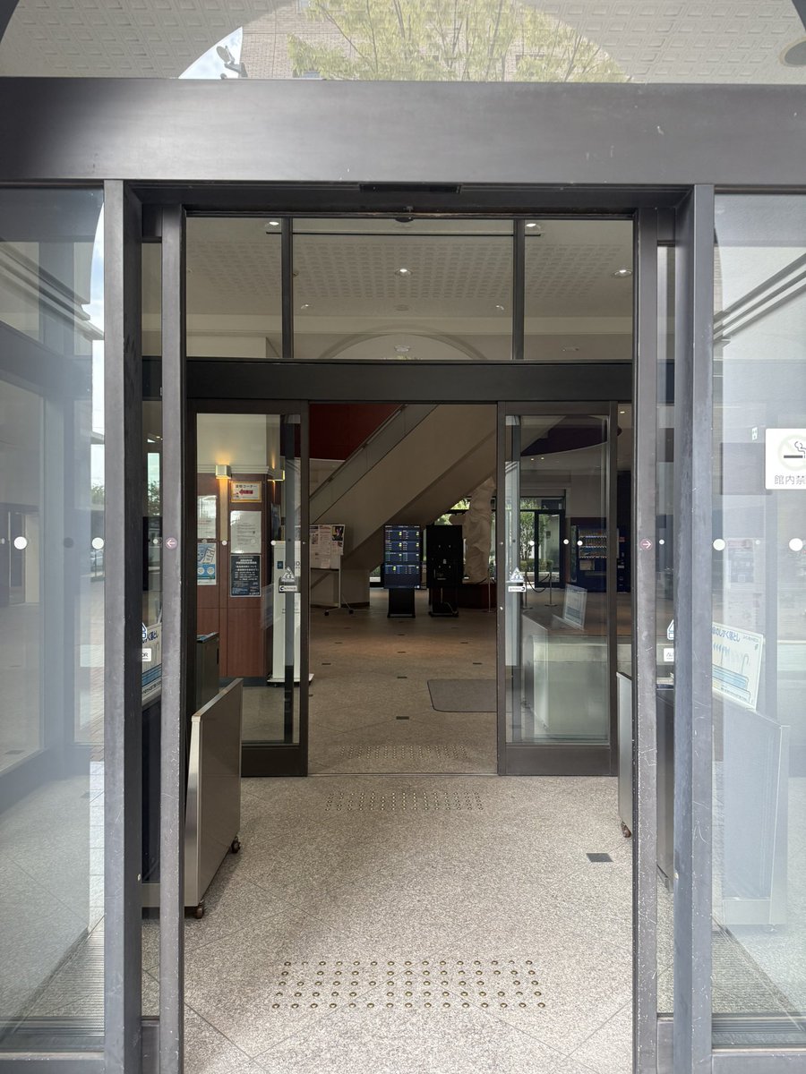 『localhouse』 HACKERSPACE tweet media