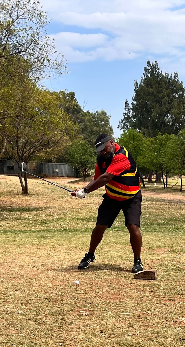 SANDF_ZA's tweet photo. The Chief of the #SANDF Prestige Week 2025 has officially kicked off in Pretoria!
Golf is one of the exciting sporting codes featured in this prestigious event, bringing together members from all Services to showcase their skill, teamwork, &sportsmanship.
#SANDF
#SANDFGolf https://t.co/KUrGnIBdkC