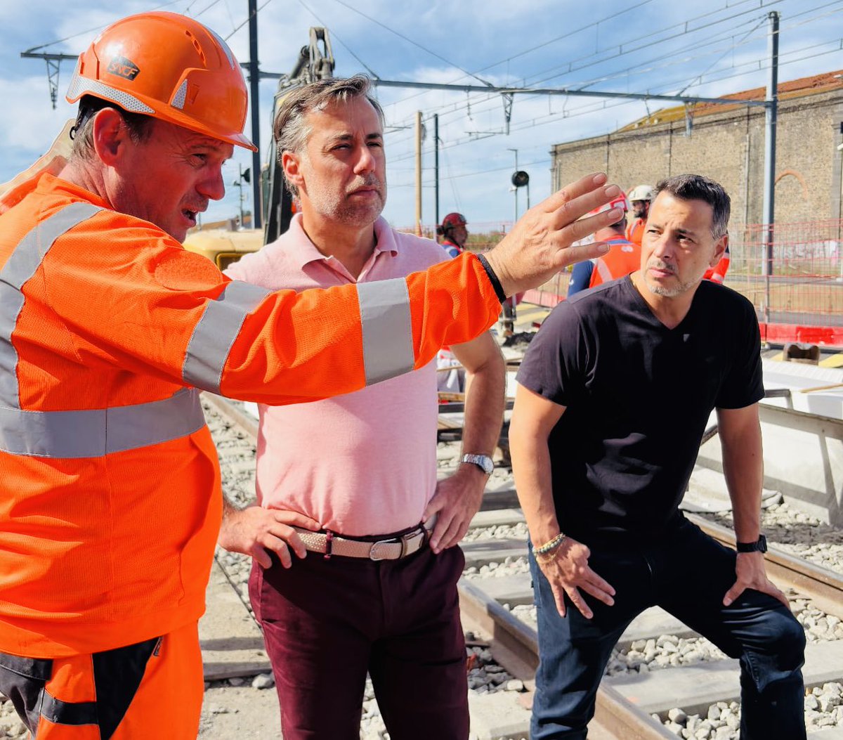 SFreyAgde's tweet photo. GARE AGDE 🚂 Les travaux d’agrandissement des quais de la gare d’Agde avancent ! 🚀Ces derniers accueilleront dès l’année prochaine les ascenseurs permettant un meilleur accès pour les personnes à mobilité réduite 👍. #agde #gare #quais #accessibilité https://t.co/N1Wsg29jbd