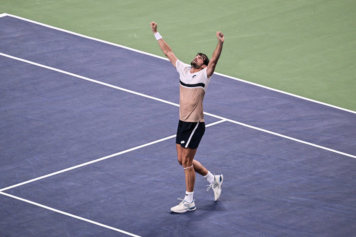 After Valentin Vacherot beat Griekspoor 4-6 7-6(1) 6-4 yesterday, Arthur Rinderknech is also through to the Shanghai quarterfinals with a 6-3 7-6(5) win over [15] Jiří Lehečka.

First Masters 1000 QF appearance for either cousin. Val up to #130 in the live rankings &amp; Arthur #43.