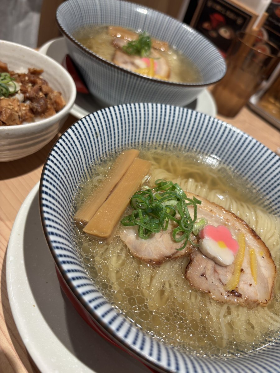今日のお昼ご飯🍴
美味しかった🍜