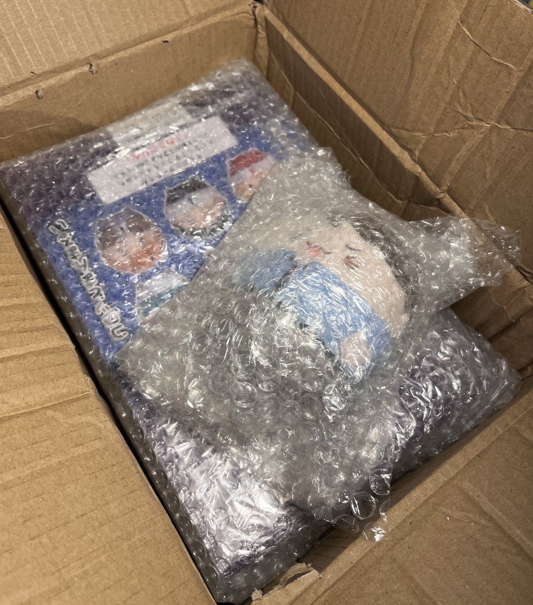 getouyuu's tweet photo. thank you kakak @1320zip__ 😭👍🏻 ini paketnya berat bgt isinya ada sapi https://t.co/ZT9oVYmU8z