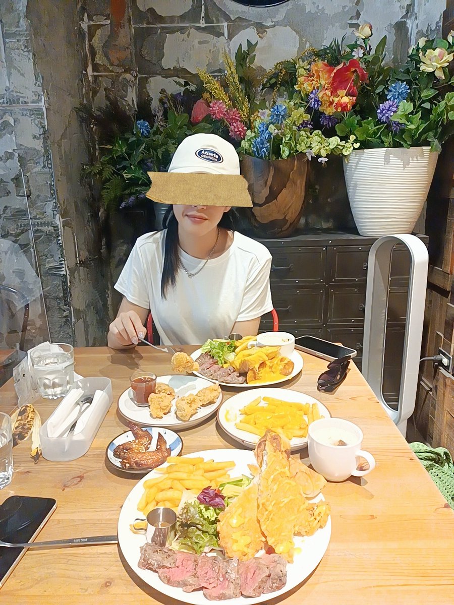 大家的上班日，
就是我的休閒日....爽爽爽

每天就是吃，
有進有出，就是健康！

人生以爽快為目的！

#台中市