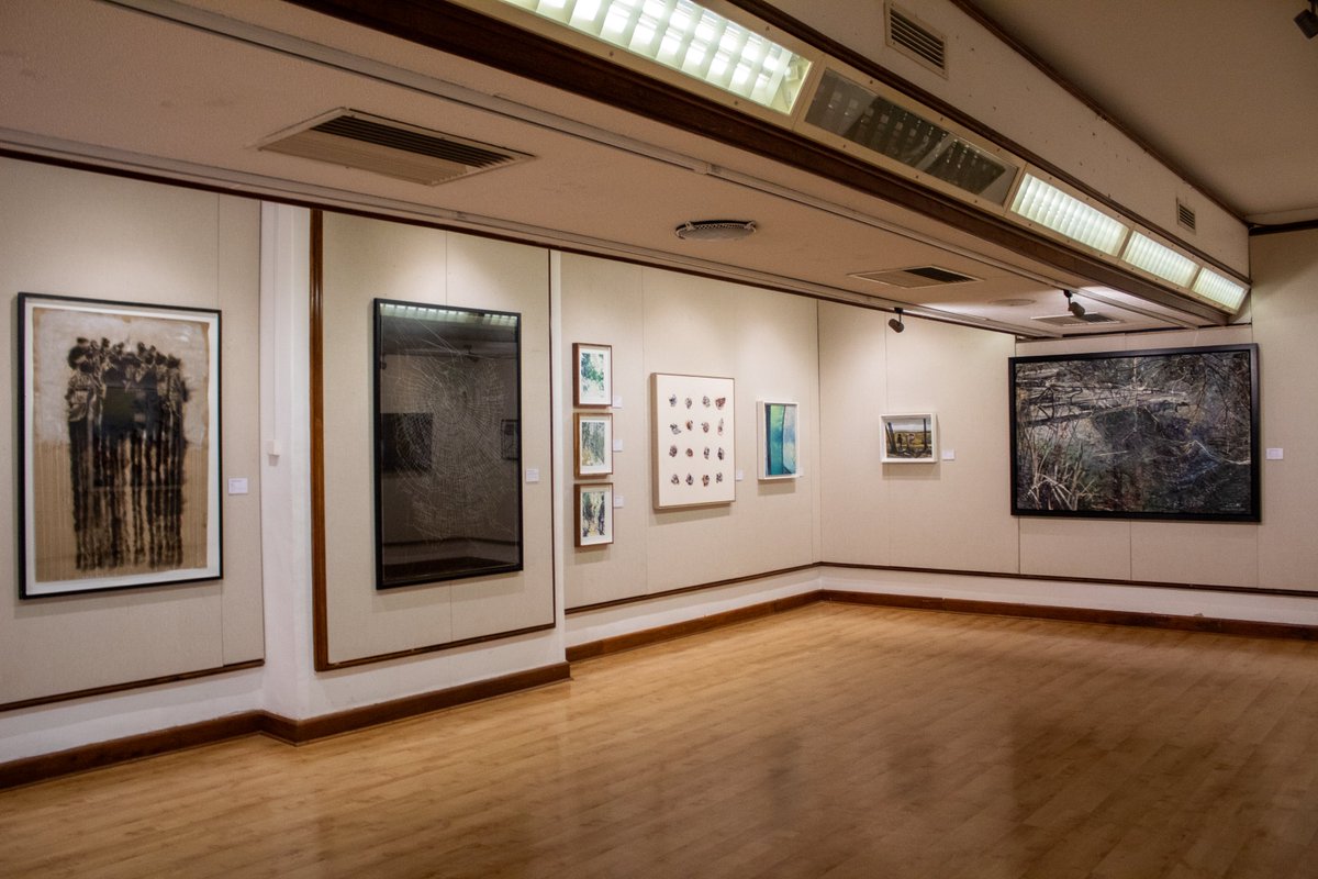 artbankSA's tweet photo. Visit our website https://t.co/b783MdxEXo to explore an inspiring and ever-growing collection of artworks by talented local artists. Whether you're an art lover, curator, interior designer, or corporate client looking to add creativity to your space, our platform makes it easy https://t.co/2d7y3Jvvv6