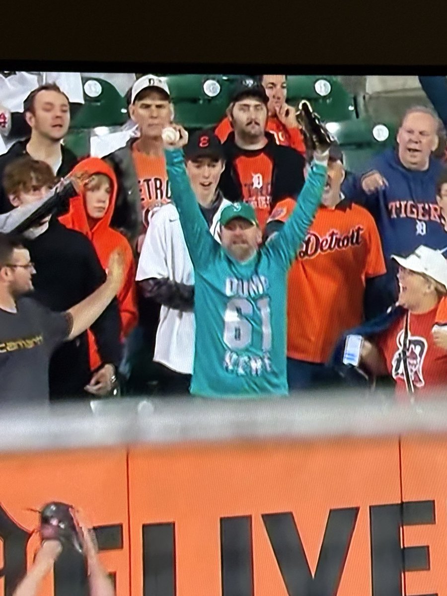 360Kyle's tweet image. No way, what? 61st homer ends up here?  I think it’s over , M’s are WS champs, team of destiny