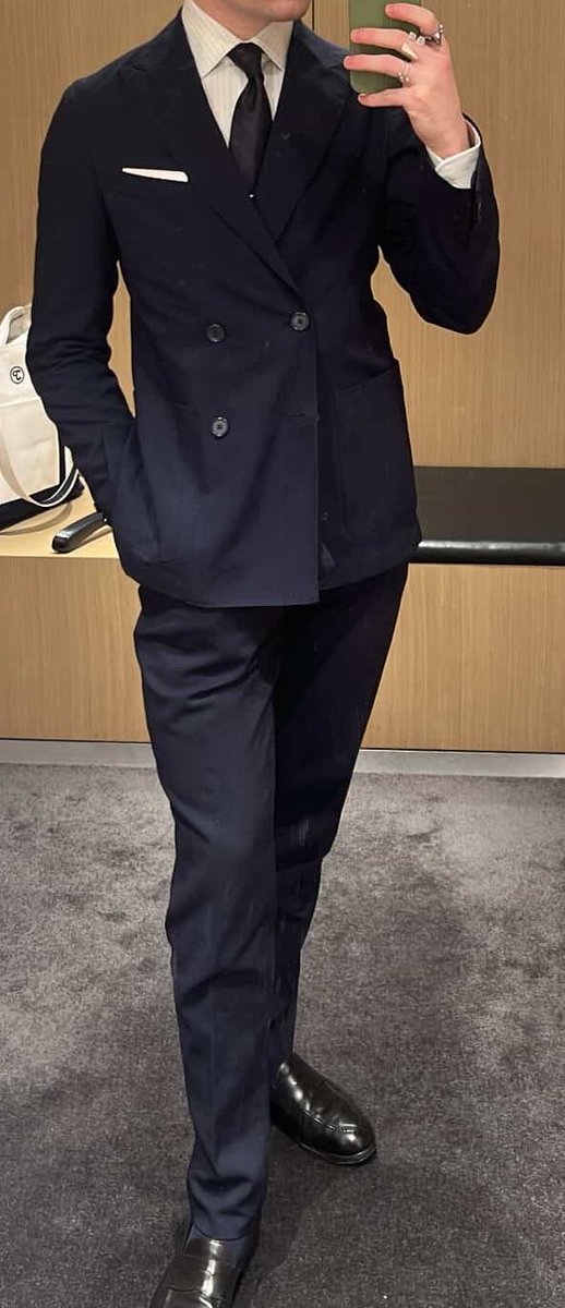 Melbsuit tweet media