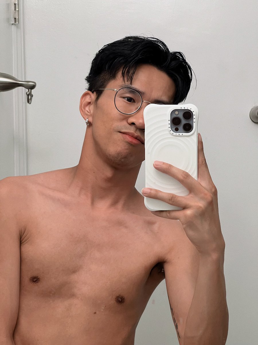 capricorn king ♑︎ tweet media