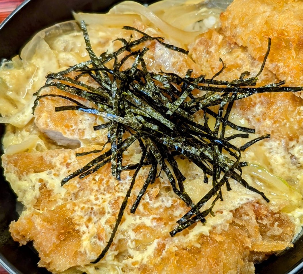 いま食べたいのは？

←天丼　　　　　　　　　カツ丼→