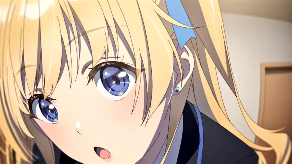 Hisam4649's tweet image. #チラムネ 昨夜、あれから一話リピして柊夕湖熱が高まってきた。天然金髪碧眼のフル装備に「むっかちーん」「かしこまりー」の中毒性。🚲️2人乗りの黄金シチュで、躊躇なく胸を押し付けるあざとさ。隠そうともしない朔への好意。
正直、羨ましい!!の思いが湧き上がりつつ期待する今後のアオハル。