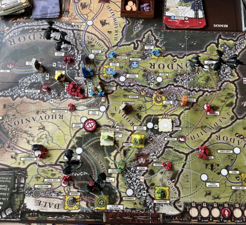 hworkshop_games's tweet photo. Lord of the rings : fate of the fellowship. Co op game for 5 players https://t.co/Zuh0pq3AfC