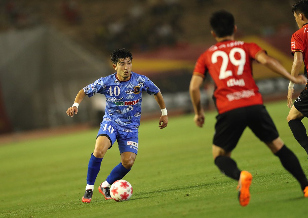 ⚪️WHITE LEGENDS
DF6 寺島 はるひ(2020~2024)
DF2 田中 奏一(2021~2022)
MF40 金久保 彩(2018~2019)

コメント詳細はこちらから
🔗naraclub.jp/archives/64904

🗓11/8 14:00
👑#大和ハウスグループ
🆚#ヴァンラーレ八戸