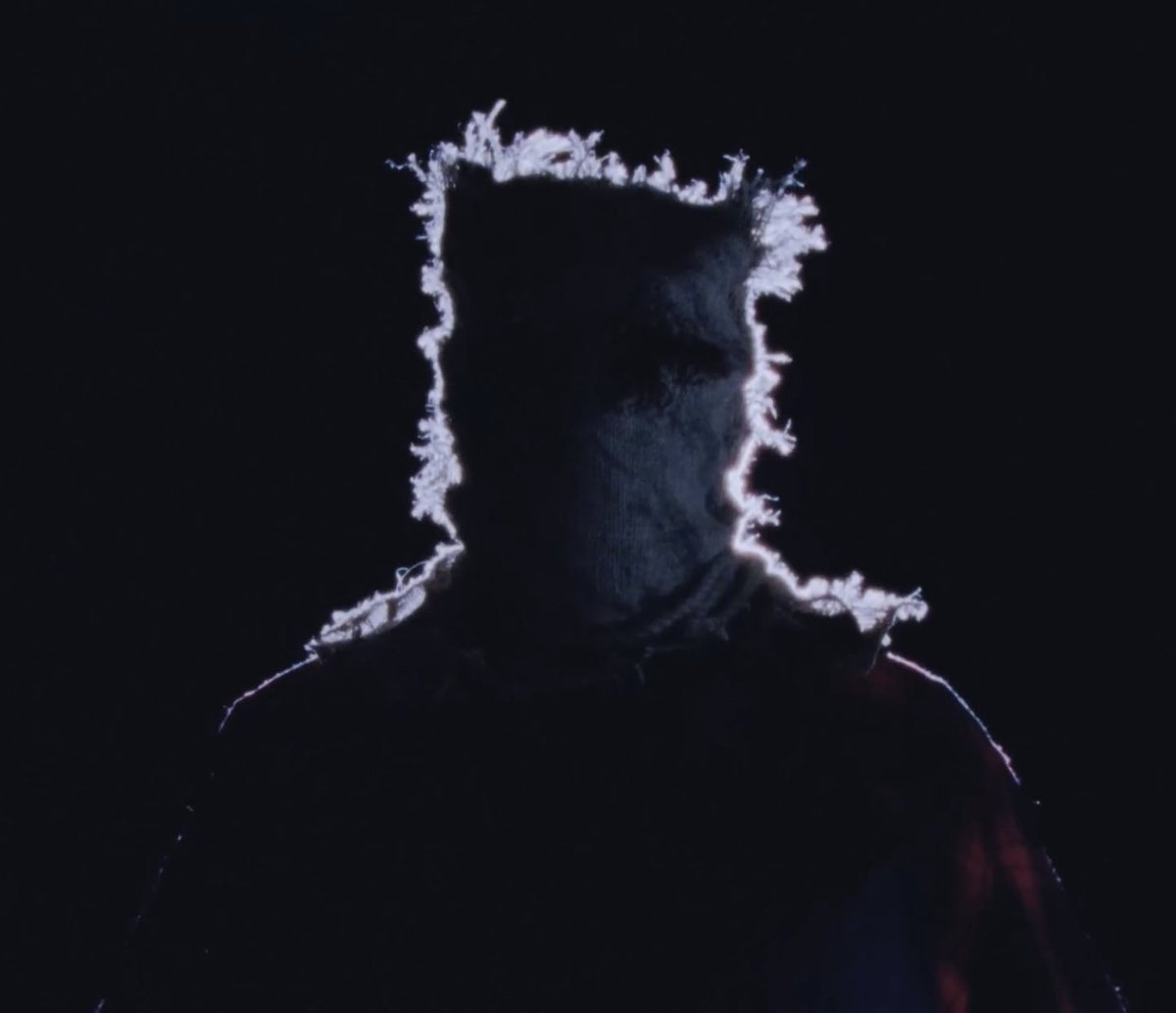 Idk if <a href="/PuppetCombo/">PUPPET COMBO 🎃</a> even realizes this, but they made one of the most badass looking horror shots with the butcher, seriously