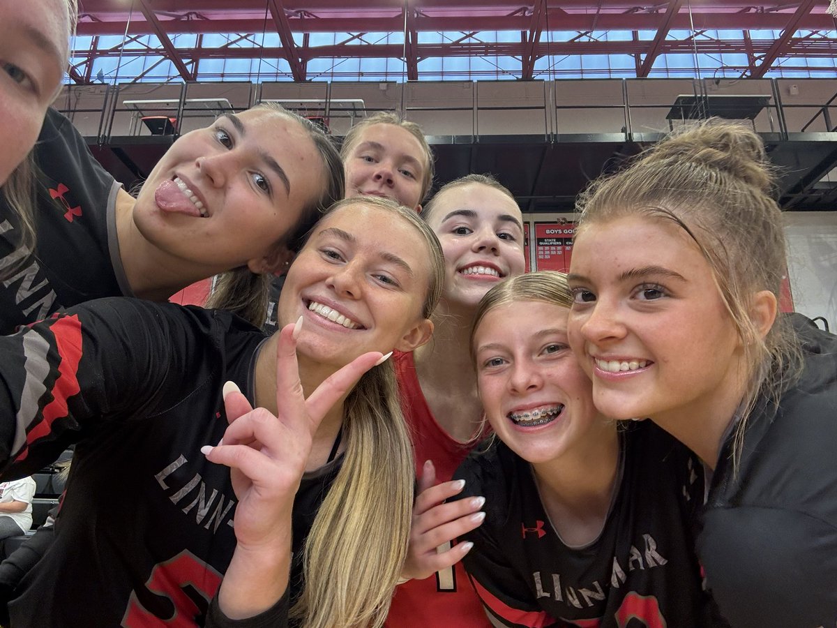 Linn-Mar Volleyball tweet media