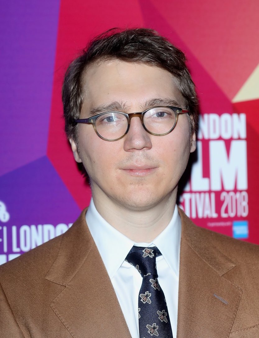 tsundog's tweet photo. paul dano literally looks like papa from cooking mama there is no differences between them https://t.co/q6R1CfzBTY