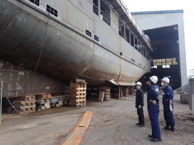 kaijikoho_tht's tweet image. 海運会社、造船所等での技術系業務経験者を対象としたキャリア採用を実施中
地方運輸局等において、船舶の検査、外国船舶の監督、トン数の測度等の業務を担当する職員を募集しています
船舶関係技術職に興味がある方はぜひご応募下さい
詳しい内容はこちらから
mlit.go.jp/report/press/k…
#船 #海運