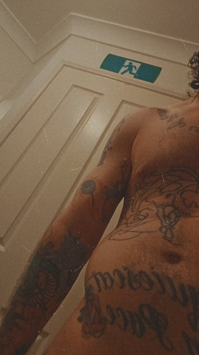 Soft bunny 😏

#furryad #FursuitFriday #softsuit #murrsuit #thickthighs #thickthighthursday #thighs #cock #surprise #furrynsfw #risky #nsfwtwt #nsfw #ass #nsfwtwt #cum #spitplay #maskkink #Masked #mask #masknsfw #jigglyass