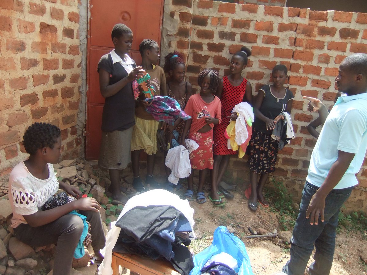 When we empower children, we are sure of the smart and brilliant future. 💪
Through Kind Heart Relieve, children are gaining skills so that when they grow they will be able to support themselves.

#childrenEmpowemet #kindheartrelieve #support