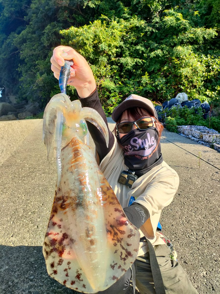 takuya_k0909's tweet image. 釣果写真って場所バレ問題ありますよね🤔

そこで皆さんにお聞きしたいんですが、この4枚の写真のそれぞれの場所ってわかったりします？

ちなみに僕は人の写真から場所の特定とかはほぼできません🤣

方向感覚と記憶力が猫並みなので🐈