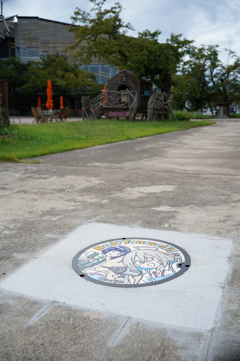 sanjo_city's tweet image. 皆さまのご寄附で実現した #diyアニメ  #ご当地マンホール がついにお披露目されました！

10月5日のお披露目式では多くの方々からお集まりいただき、diyアニメと #三条市 の新たなシンボルとして門出を迎えました✨…