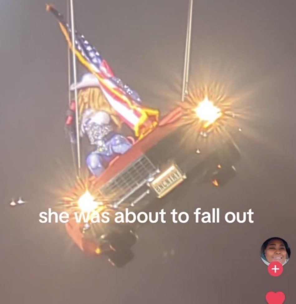 TurtlesVersion's tweet image. got covid so i can’t go to acl anymore