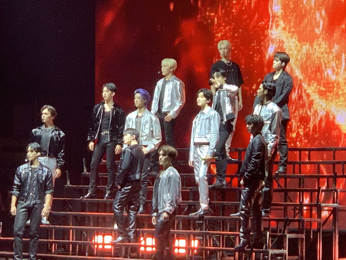 caratcharm's tweet photo. Happy 3rd Anniversary, #BeTheSuninMNL! I will never forget how much I fought to see you, my #BalikbayanSeventeen 😭😭😭
Thank you to my brother in the afterlife for taking care of me all the time and making sure I get the best fan experiences possible.🌟 https://t.co/OPvEGxQvXJ