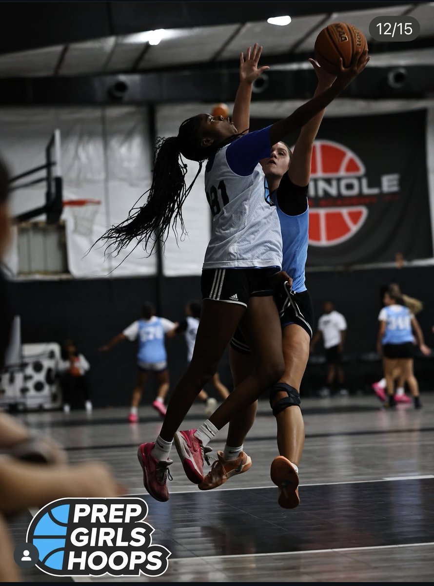 gessicah2027's tweet photo. I really had a blast @PGHFlorida I brought high energy and intensity to the court.
#presenceknown #stoodout @BFishHoops @SUTSReport @hunterkeithl @CoachQswader @ECunitedbball @BTNScouting @mel_girlsBB https://t.co/qHSTy9MDwN