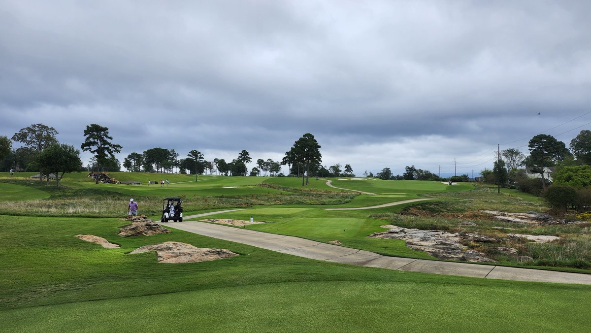 standardkev's tweet photo. What a great day supporting  @alabamagcsa's Donnie Arthur Memorial Tournament at Vestavia County Club.  Fun day with a great group of guys!  No surprise that @Saltsgolf had the course in fantastic shape!
@RegalChemical https://t.co/bywEBNfHSP