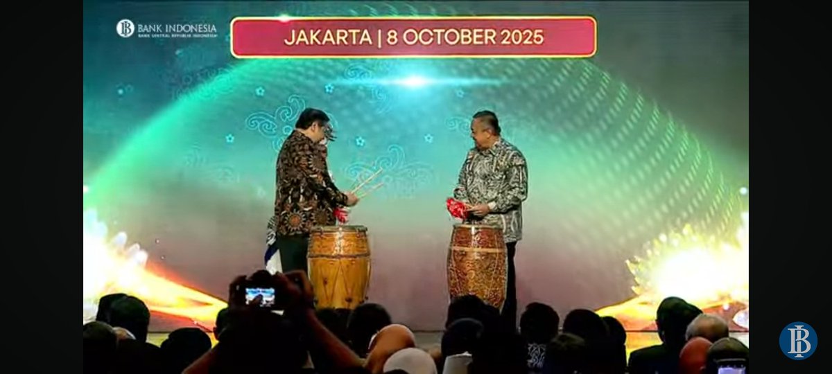 Princess_Rhie's tweet photo. Acara #ISEF2025  telah resmi dibuka

#EkonomiSyariah  #IndonesiaShariaEconomicFestival
#HalalLifestyle  #OneStopShariaSolution #BringsOutHalalInYou  #IndonesiaHalalShowcase https://t.co/oGXHYdATef