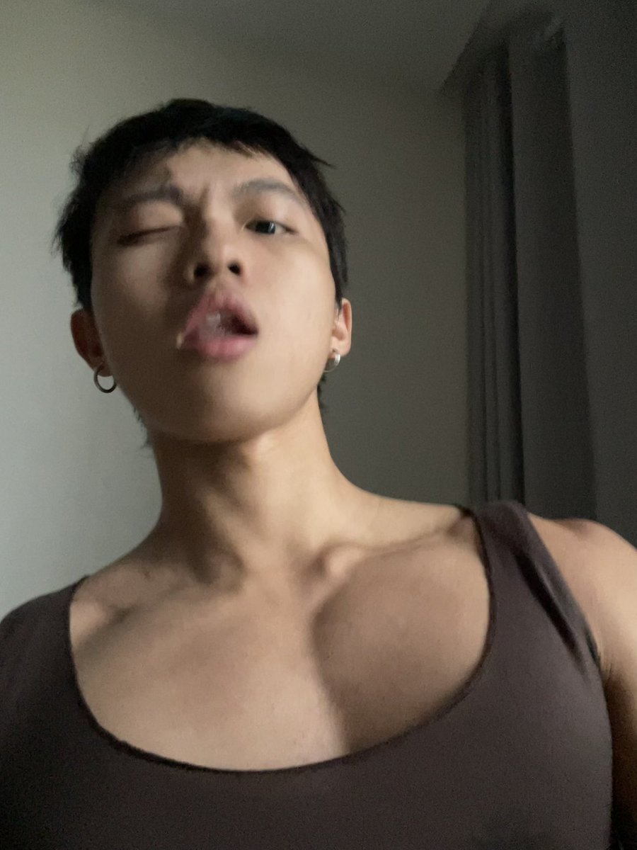 bách (@omggghiii) on Twitter photo 