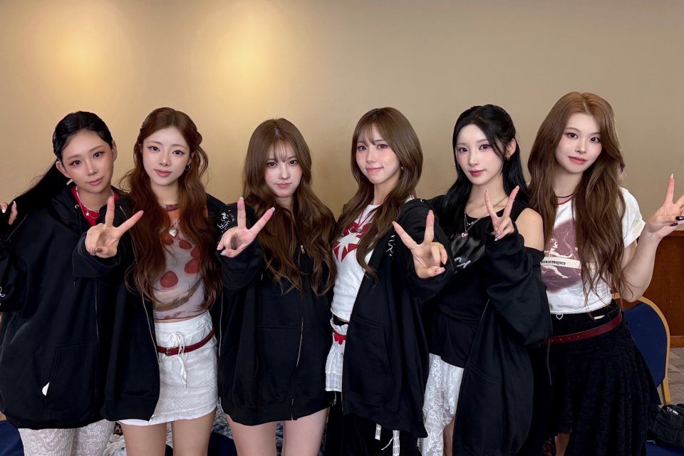 RBW_PURPLEKISS's tweet photo. [#퍼플키스]

💜PURPLE KISS 2025 TOUR: 
A Violet to Remember💜

Washington, D.C. 플로리분들과
함께한 공연 종료 ✨

에너지 넘치는 플로리 덕분에
저희도 큰 힘을 얻었습니다 ⚡️ 다음 공연에서도 또 만나요 ❣️

#PURPLE_KISS  #A_Violet_to_Remember
#PURPLE_KISS_2025_TOUR
#WASHINGTONDC https://t.co/GY6bnMhRZO