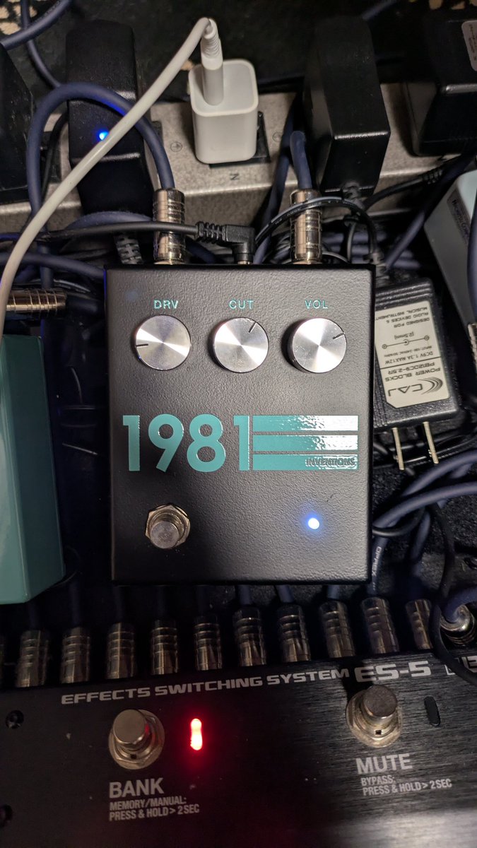chozo_gt's tweet photo. メモ

テレ:センターPU→1981 inventions drv→uafx dream 65 https://t.co/A0AVWbtwk4