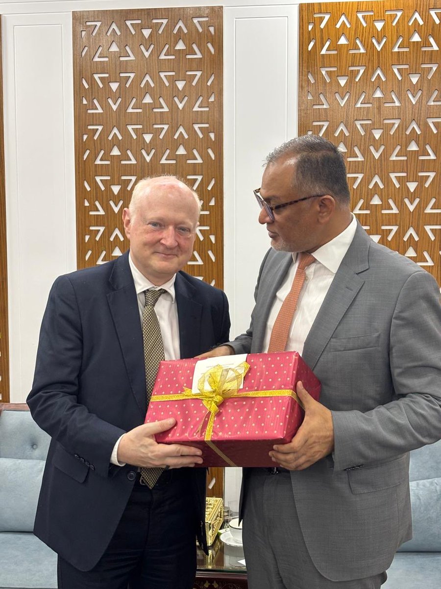 Rüdiger Lotz tweet media