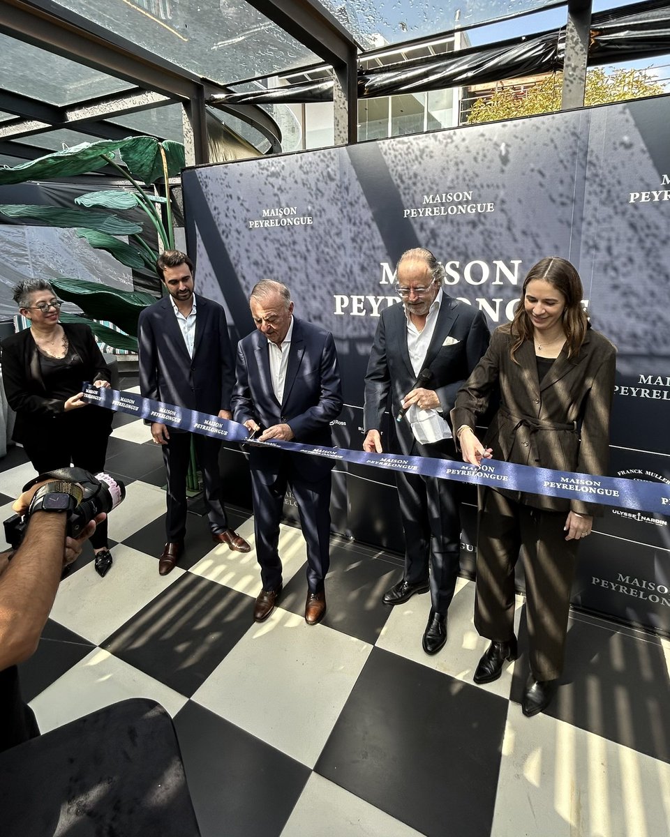 tiempoderelojes's tweet image. Estuvimos en la segunda edición de Maison Peyrelongue, un espacio donde pudimos ver lo lanzamientos de grandes firmas de la alta relojería en México como Breguet, Panerai, Zenith, Hublot, Franck Muller, Blancpain, Arnold &amp;amp; Son, Bell &amp;amp; Ross y muchas más. 

#TiempoDeRelojes…