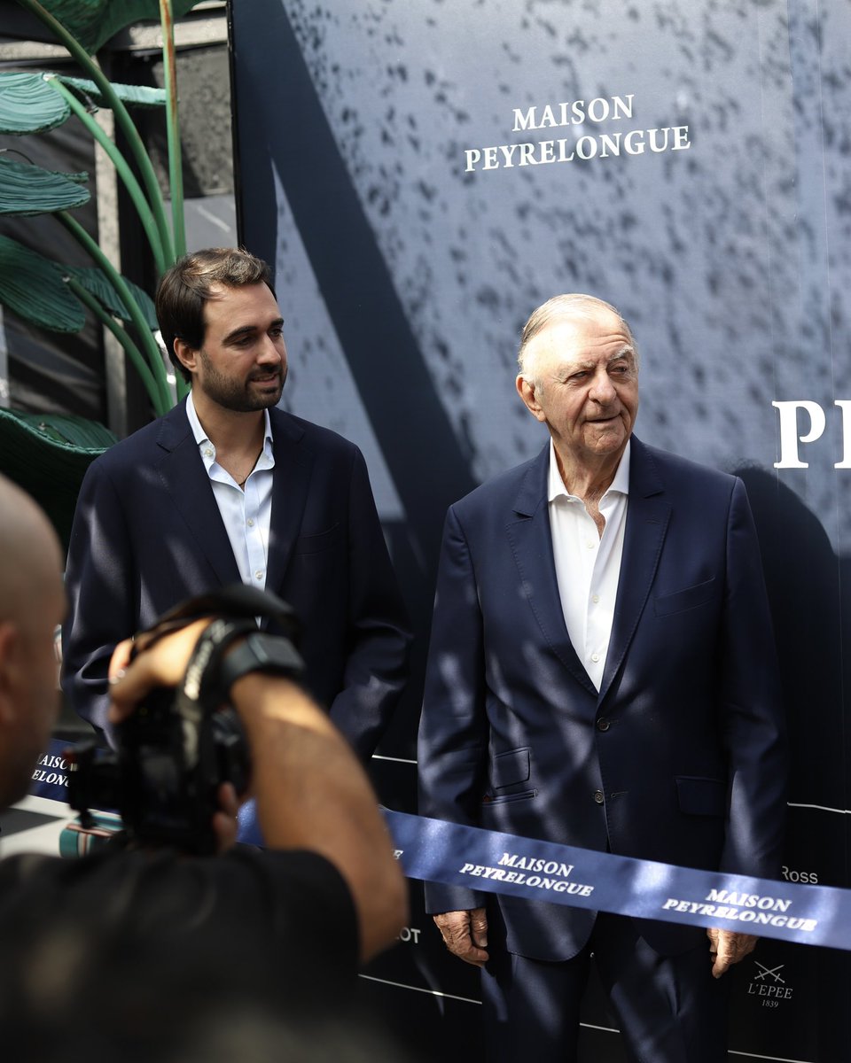 tiempoderelojes's tweet image. Estuvimos en la segunda edición de Maison Peyrelongue, un espacio donde pudimos ver lo lanzamientos de grandes firmas de la alta relojería en México como Breguet, Panerai, Zenith, Hublot, Franck Muller, Blancpain, Arnold &amp;amp; Son, Bell &amp;amp; Ross y muchas más. 

#TiempoDeRelojes…