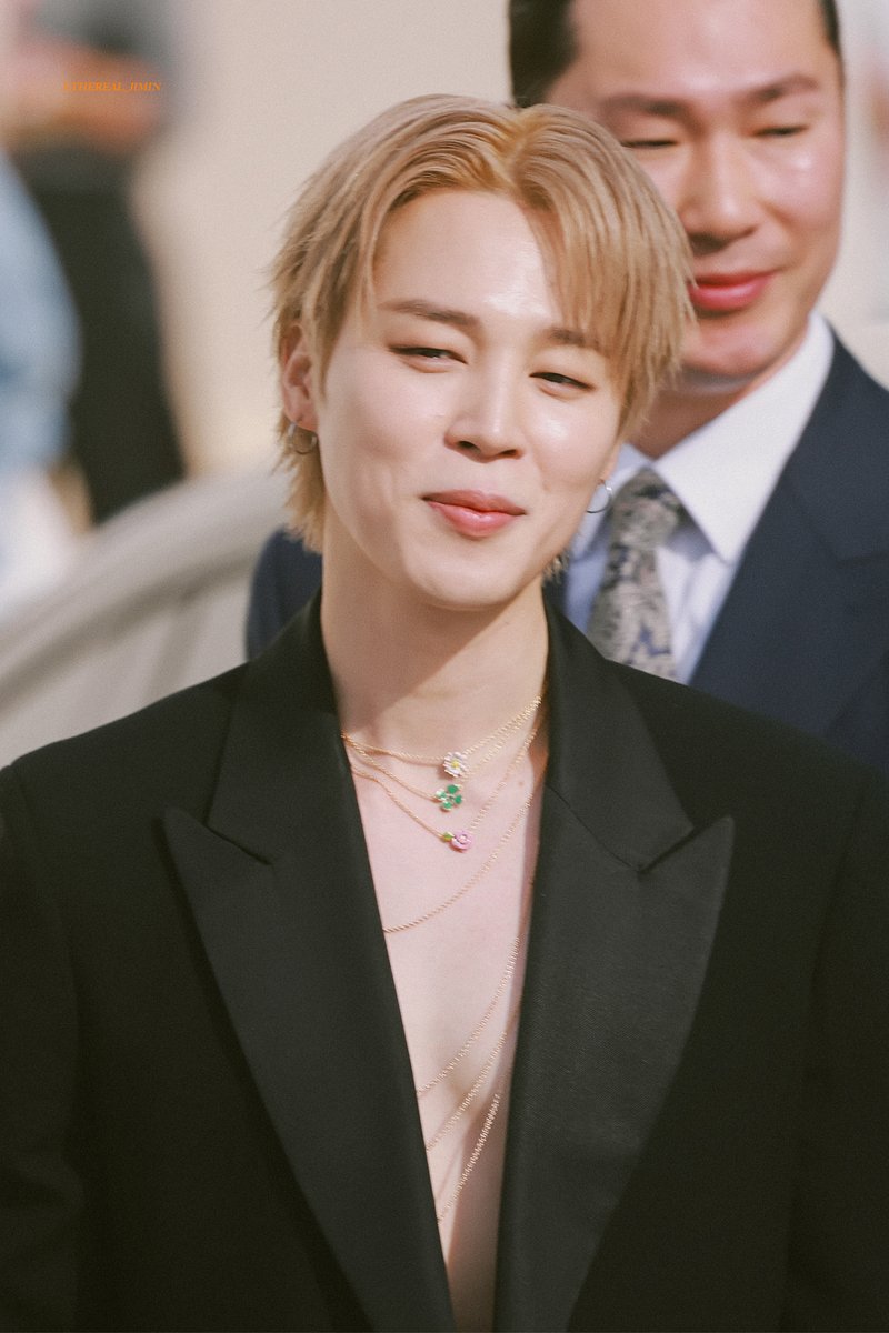 ethereal__jimin's tweet image. 251001 
#지민 #방탄소년단 #BTS #JIMIN 
#JiminxDior #DIORSS26