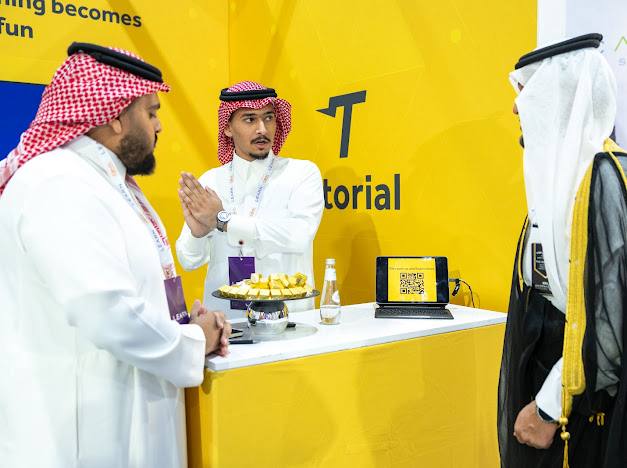 tutorialtoken's tweet image. A strong start to #LEARN2025 Saudi Arabia
The Tutorial booth on @BNBCHAIN drew great interest from visitors eager to explore blockchain education and Web3.
We were honored to welcome senior officials and distinguished representatives who showed strong interest in our platform.