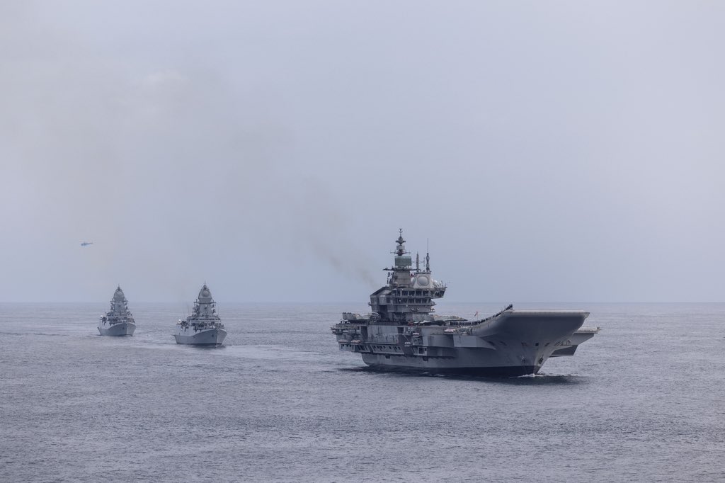 UK Carrier Strike Group tweet media