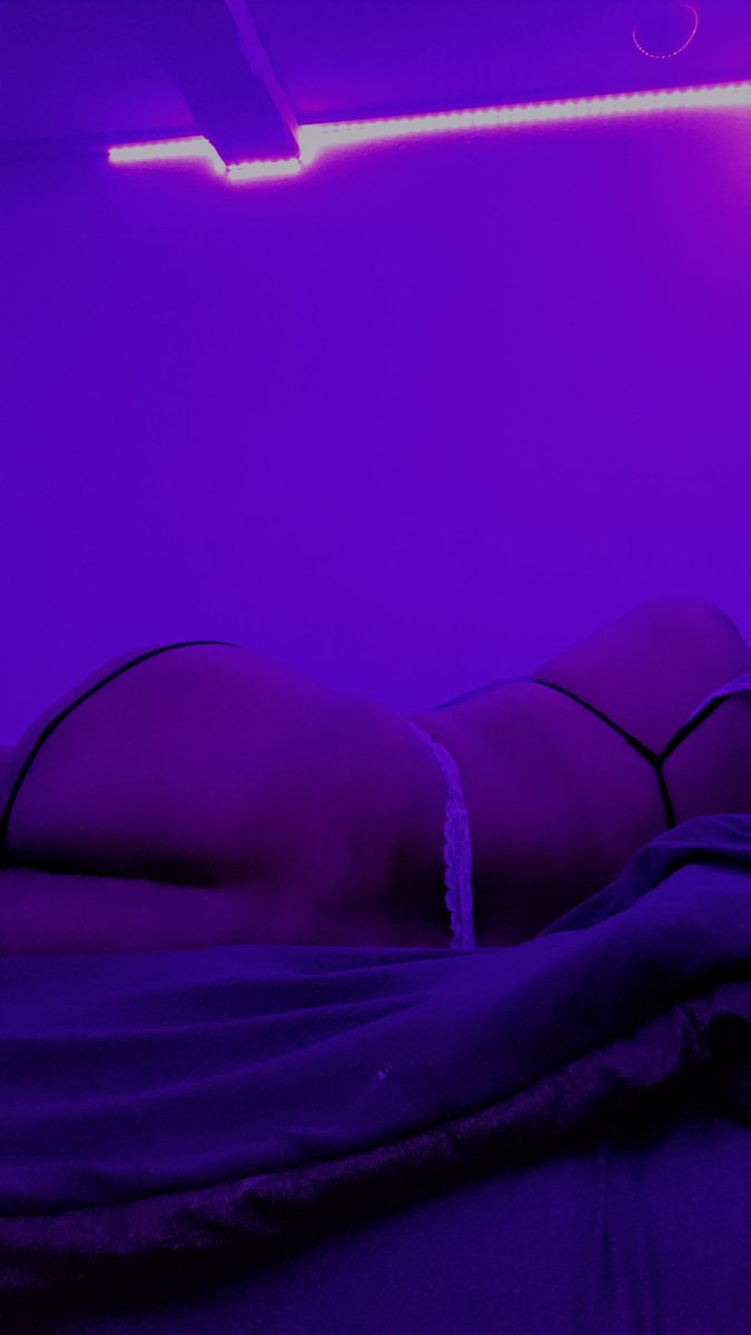 BttmDgo2's tweet photo. Like if you wanna cuddle with me like this
RT if you wanna get inside me https://t.co/yaxcKI3gDM