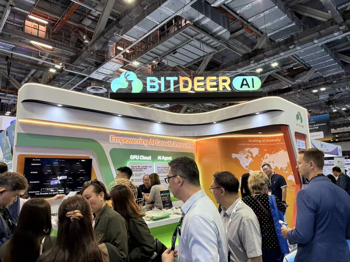 Bitdeer_AI's tweet image. Day 1 at Big Data & AI World 2025! Our booth is buzzing with energy and excitement — ready to welcome you.
Come visit us at Booth V10, say hi, and experience the power of AI in action through our live demos ⚡
#TechVibes #TechweekSG #AICloud